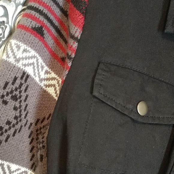 Coat - Picture 3 of 4